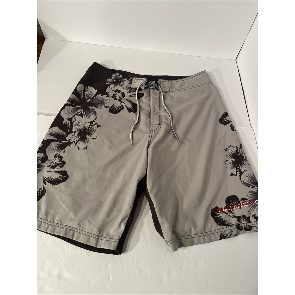 Nautica Competition Mens Swim Trunks Hawaiian Floral Gray Black Size 34W